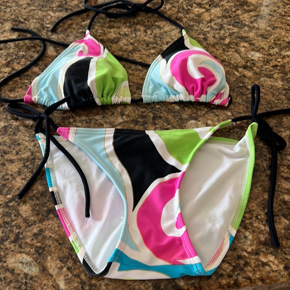 Multi Colored Bikini Set - Picture 2 of 8